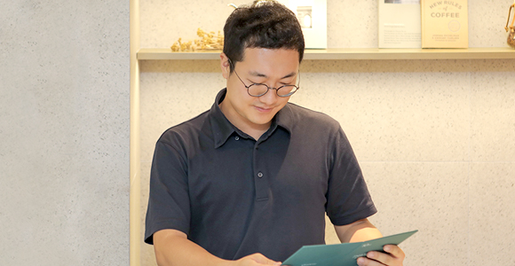 10년 전 처음 인연을 맺은 청년이 이제 세상의 소식을 전하는 기자가 되어 나눔을 실천하고 있습니다.