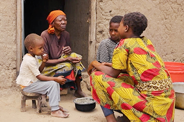 탄자니아 세 소녀 가장에게 희망을