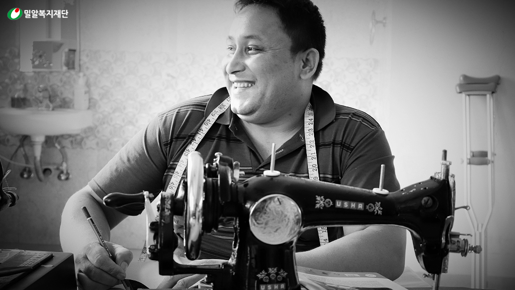 네팔 VOICE 직업훈련센터 장애인 훈련생.jpg