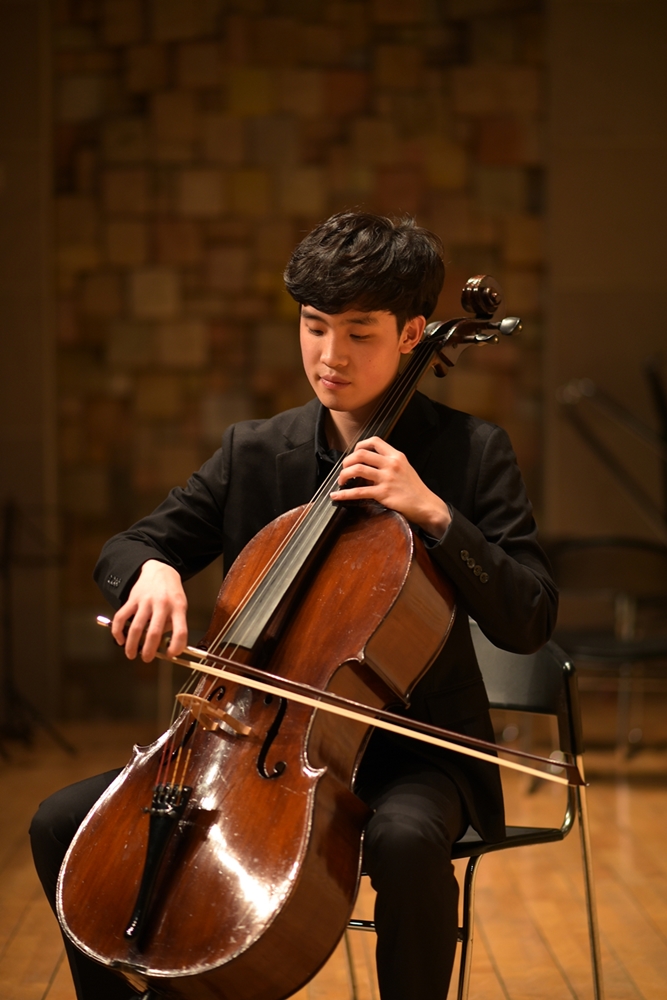 첼리스트 차지우 씨.JPG