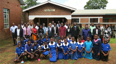 아이들이 꿈을 꾸는 공간, 말라위 은코마 지역에 도서관이 생겼어요!